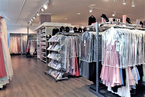 Das hochzeitskleid ist für jede frau etwas ganz. Ladengeschäft & Sortiment | Die Brautboutique in Neumünster