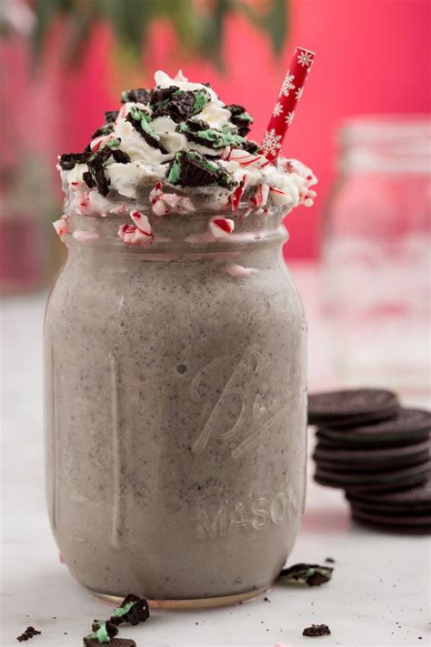 Best Peppermint Oreo Milkshake Recipe - How to Make Peppermint Oreo
