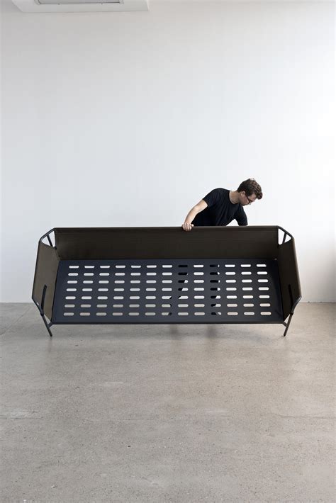 Straight out of the bag! HAY revolutioniert Sofas mit dem neuen Sofa CAN - DESIGNBLOG