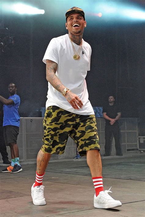 Chris Brown Style Guide 2019 Chris Brown Fashion And Style