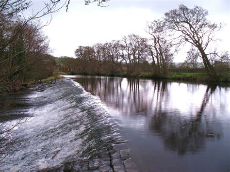 The Weir At Summerbridge © Gordon Hatton Cc By Sa20 Geograph