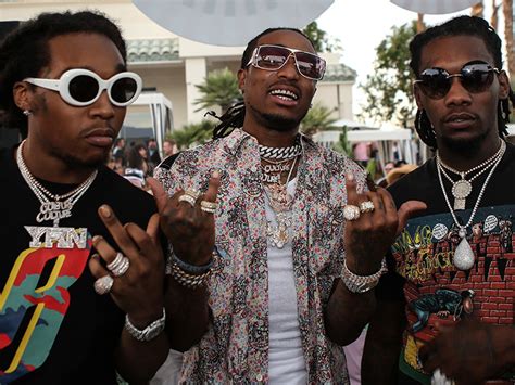 Listen to music by migos on apple music. Migos Kicked Off A Plane & Manager Claims Racial Profiling ...