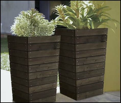 diy tall planters for 20 tall planters outdoor planters pallet planter diy