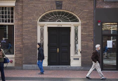 Harvard Faces Lawsuits Over School Sanctions Against Single Gender Social Clubs Radio Boston