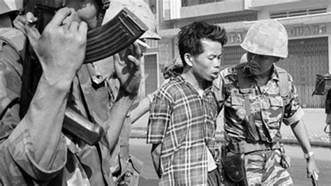 Eddie Adams Iconic Vietnam War Photo What Happened Next Vietnam War Vietnam War Photos Vietnam
