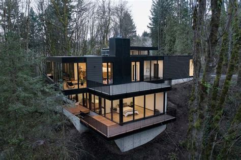 Html5, css3, bootstrap 3, font awesome, google font. Oregon's Royal Residence is a home among the trees ...