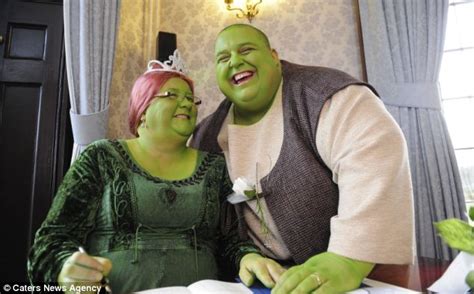 Couple Dressed Up As Shrek And Princess Fiona For Their Wedding See