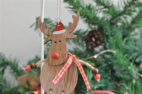 Top brands · >80% items are new · make money when you sell Wooden Reindeer Hanging Decoration - Chicy Rachael