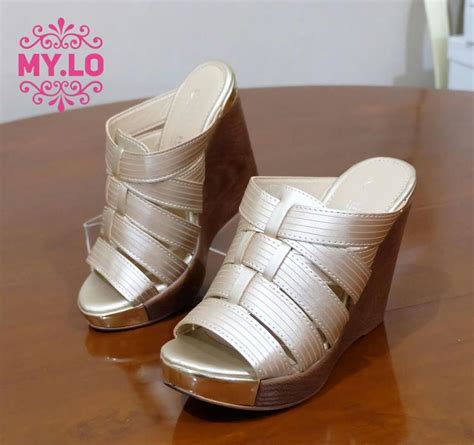Warna html di atur menggunakan kode hex merupakan gagasan heksadesimal dari rgb. KODE : MS0716 WARNA Gold N Silver SIZE 36-40 HARGA 230rb ...