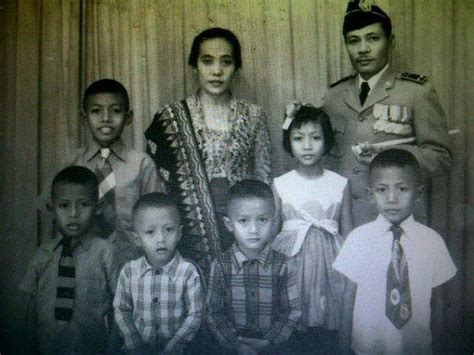 This page includes cermin's : Catatan tentang Album Cermin God Bless Halaman all ...
