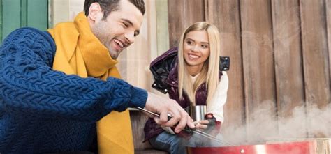 79 Winter Date Ideas - Fun activities to do in the cold.