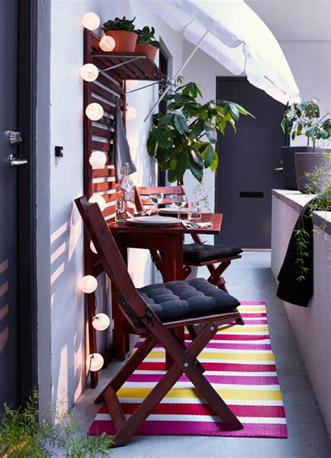 These balcony decor ideas will inspire you! small-ikea-balcony-with-lighting-ideas | HomeMydesign