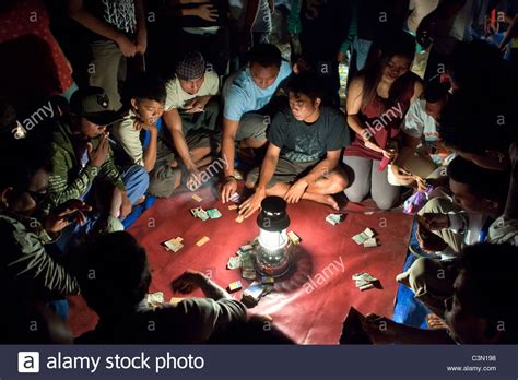 And it cause foreign investors leave our country. Indonesia, Bali island, Tejakula, Children playing games for money Stock Photo: 36726740 - Alamy