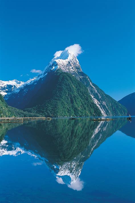 Milford Sound Mitre Peak Reflection New Zealand Milford Sound