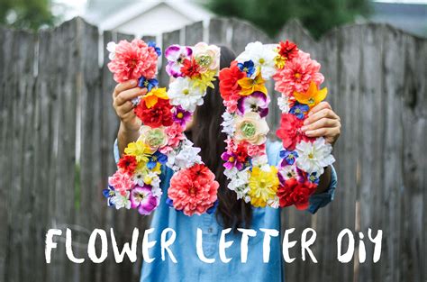 Floral letter, floral initial, nursery letter, flower letter, nursery wall art, baby gift, shabby chic, boho chic nursery decor, nursery art. Flower Letter DIY - Sincerely Katerina