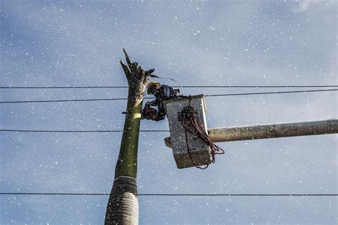 After Hurricane Maria Puerto Ricos Grid Needs A Complete Overhaul Wired