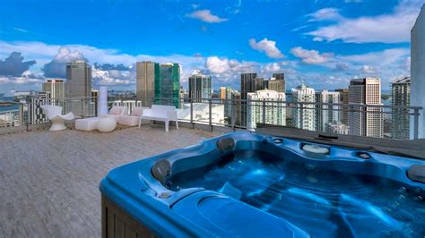 Stunning Penthouse In Miami With Views Rent It On Splacer