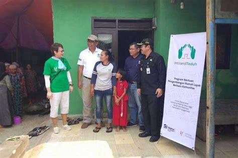 7 syarat pendirian yayasan diantaranya yaitu menyiapkan/merumuskan nama yayasan bagaimana caranya mendirikan yayasan di indonesia? Intiland-Habitat Bangun 25 Rumah untuk Warga Miskin Di ...