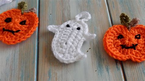 How To Crochet A Ghost For Bunting Halloween Crochet Patterns