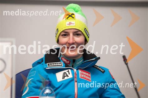 Kathrin Zettel Smučarka Avstrija 49 Zlata Lisica 2012 Slalom In