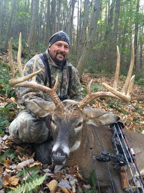 Perhaps The Biggest Pa Buck I Ever Seen Whitetail Deer Hunting Buck