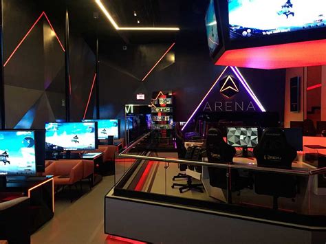 Diseños de muebles para decoracion de salas. Arena: la nueva sala de videojuegos en CDMX ¡con 200 juegos! | Sala de videojuegos, Ideas de ...