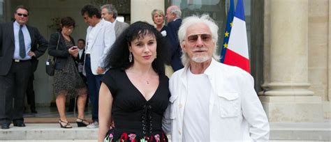 Maybe you would like to learn more about one of these? Hugues Aufray : le secret de sa jeunesse ? Muriel sa jeune ...