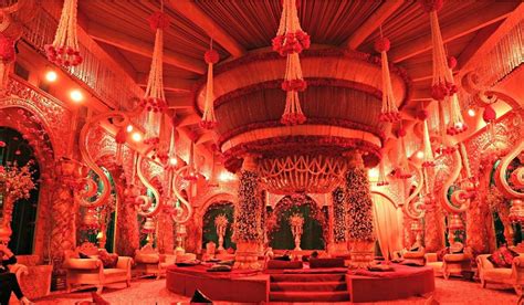 Big Fat Indian Wedding All That Goes Into Making A Luxe Indian Shaadi