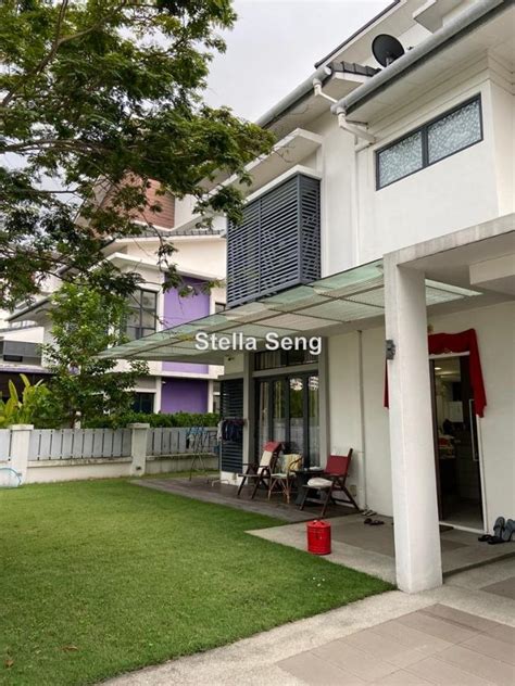 Read real reviews, see hd pictures and book instantly online. Bukit Jelutong Intermediate Semi-detached House 6 bedrooms ...