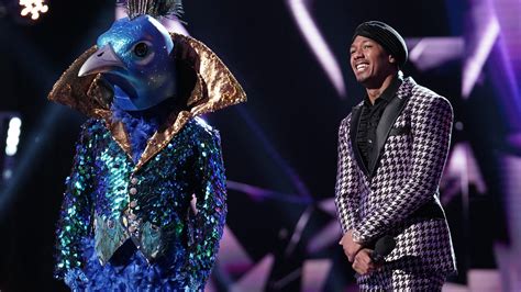 The Masked Singer Recap Terry Bradshaw Was Under The Deer Mask Tv Guide