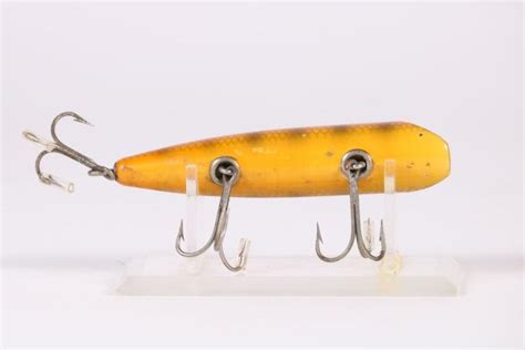 Sold Price Shakespeare Egyptian Wobbler Vintage Fishing Lure August