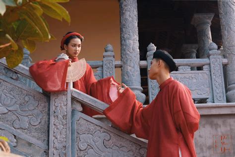 Phía việt minh cũng có vài trăm quân nhân nhật bỏ sang trợ giúp, mà con số đông nhất là ở phía nam. Pin on cổ phục Việt Nam - Vietnam traditional clothing