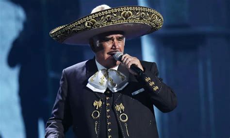 How Vicente Fernández Was Honored At The Grammys