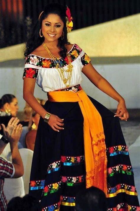 Bellezamexicana Vestidos Mexicanos Vestidos Mexicanos Tradicionales Vestidos Tipicos De Mexico