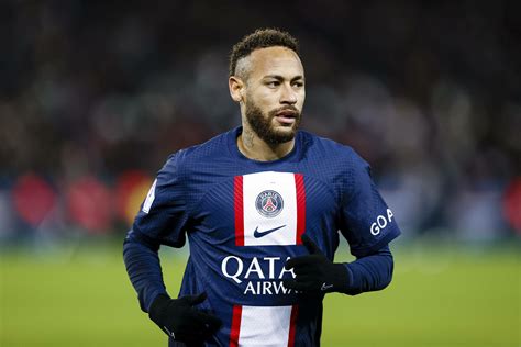 Wegen Mbappé Superstar Neymar Vor Abschied Aus Paris Mopo