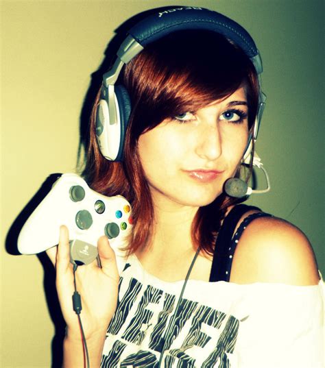 Image Hot Gamer Girls Xbox Controller Download