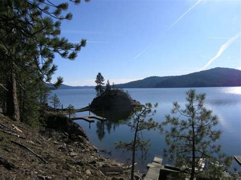 This gem of a property is situated in the majestic mountains of the idaho panhandle. Idaho Waterfront Homes For Sale - 1,079 Homes | Zillow