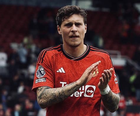 Victor Lindelof “i Love Manchester Utd And I Still Have A Contract So I Can Say That My Exit