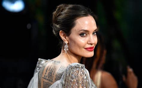 Angelina Jolie Til Vg Joachim Kom Inn Med Nye øyne