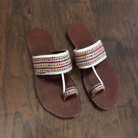 Brand New Pakistani Kolhapuri Chappal Sandals Color Tan Size 6 In