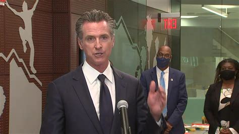 ‘join Us In California Newsom Targets Gop In Florida Ad Wsvn 7news Miami News Weather