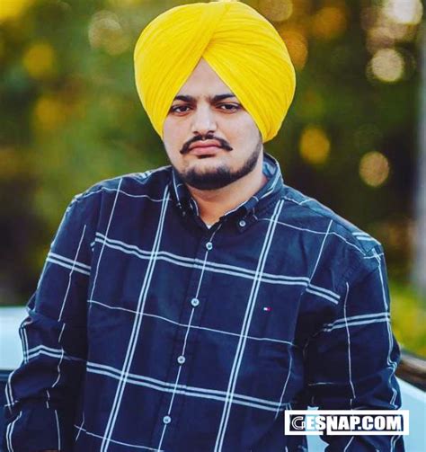 Sidhu moose wala shubhdeep singh olarak doğmuş bir punjabi şarkıcısı ve lirikçidir.kariyerine ninja ve şarkı söyleyen kariyeri tarafından duet şarkısı ile şarkı söyleyen şarkı sözleriyle başladı. Sidhu Moose Wala Biography » Age, Logo, Photo, Wiki ...