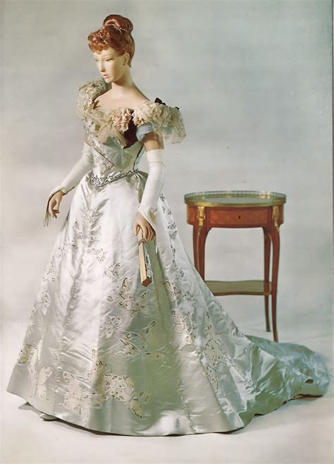 Pin By Anita Meis On House Of Worth Best Dressmakers Ever Ball