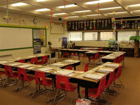 43 Best Classroom Set Up Desk Arrangements Images On Pinterest