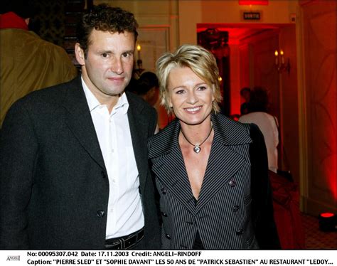 photo exclusif pierre sled et sophie davant les 50 ans de patrick sebastien au restaurant