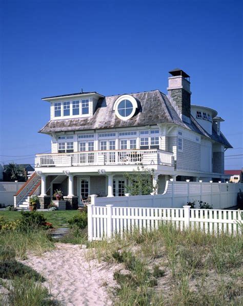 New England Beach House Beachfront House Beach Cottage Style Beach