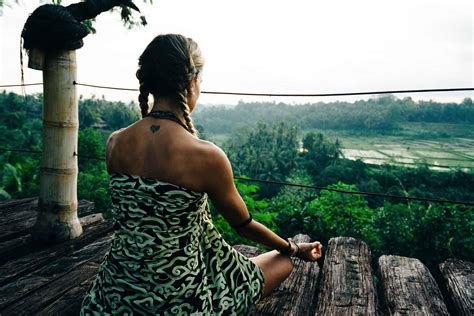 meditazione guidata cos è quali sono i benefici e come iniziare