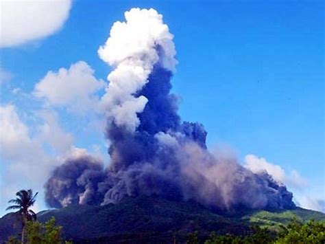 The Big Wobble Bulusan Volcano Philippines Eruption 2km High