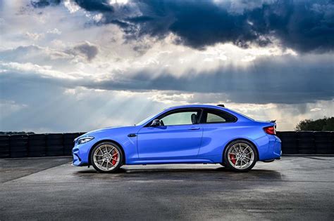 Bmw M2 Cs Chega Com 450 Cv Muito Carbono E Caixa Manual Novos