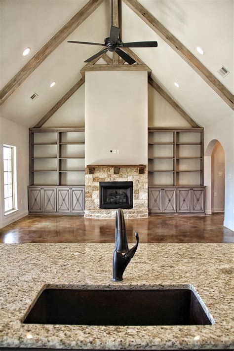 House vaulted ceiling with beams,vaulted ceiling beam lighting,vaulted ceiling beams photos. Vaulted Ceiling with Faux Painted Beams Photo Gallery ...